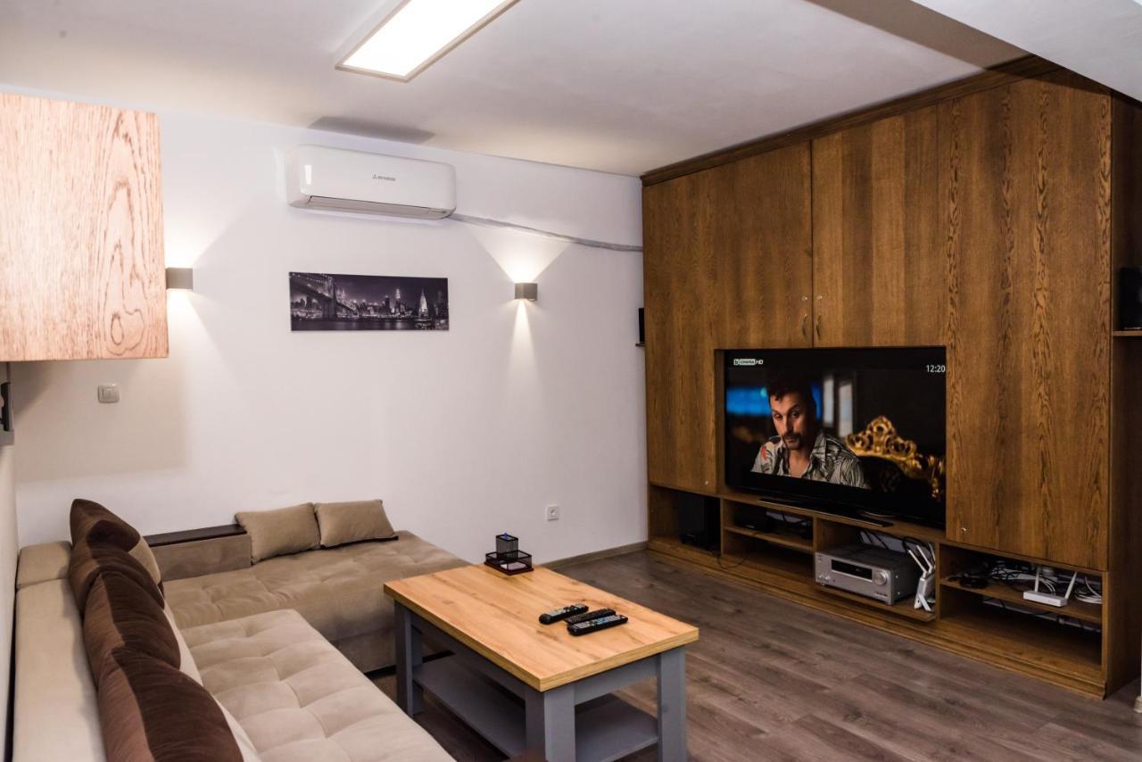 Апартаменты Luxure Apart Alex София Экстерьер фото
